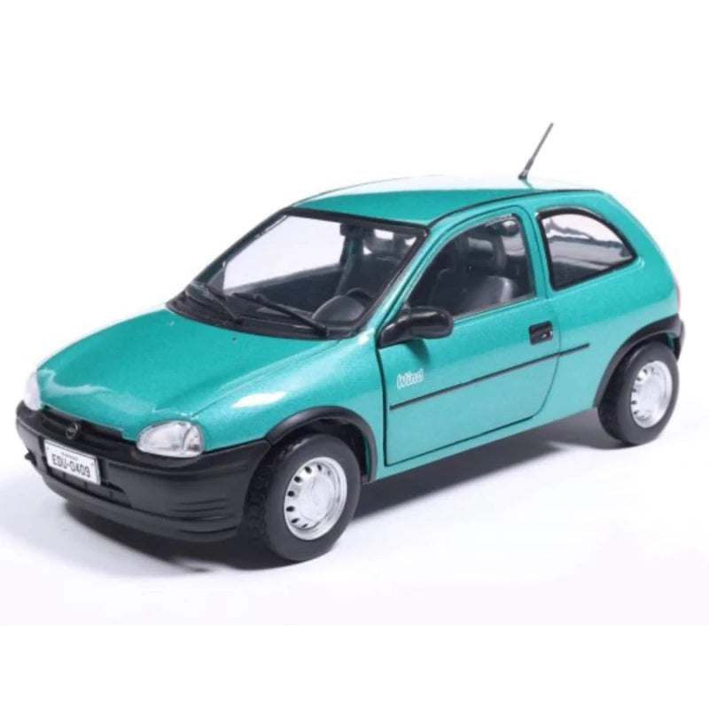 Chevrolet Corsa Wind 1994 Verde 1/24 California Classics