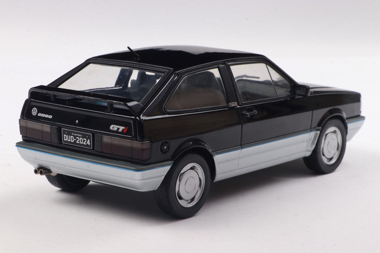 VOLKSWAGEN GOL GTi PRETO UNIVERSAL 1994  SERIE CALIFORNIA CLASSICS 1/24