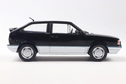 VOLKSWAGEN GOL GTi PRETO UNIVERSAL 1994  SERIE CALIFORNIA CLASSICS 1/24